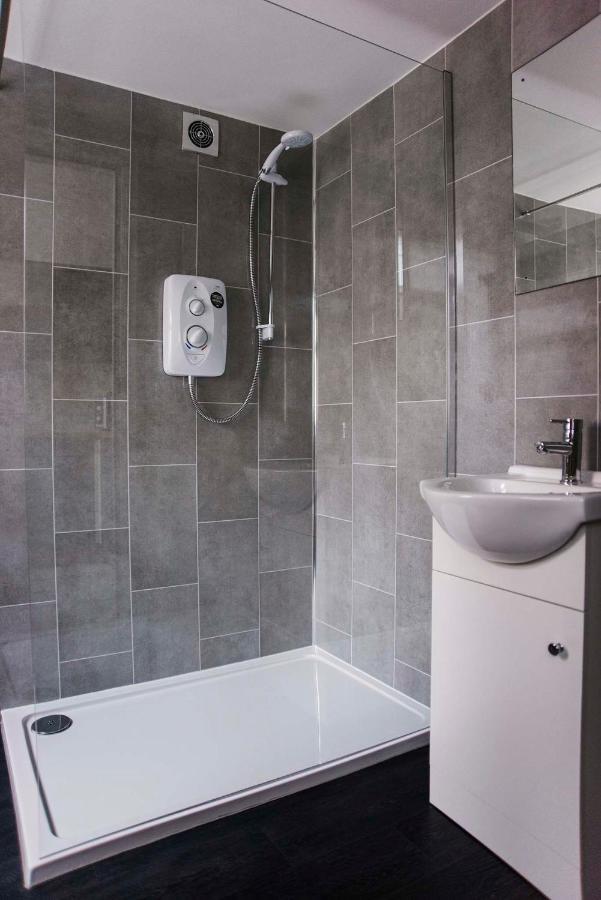 Villa Six Bells Retreat Abertillery Esterno foto